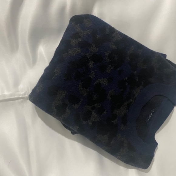 Denver Hayes leopard print sweater small - Picture 2 of 6